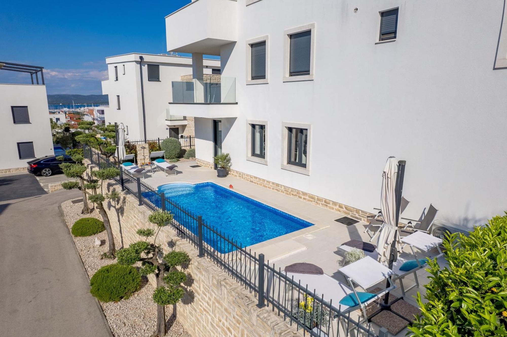Luxury Apartment Hyperion With Private Pool And Garden Murter Exteriér fotografie