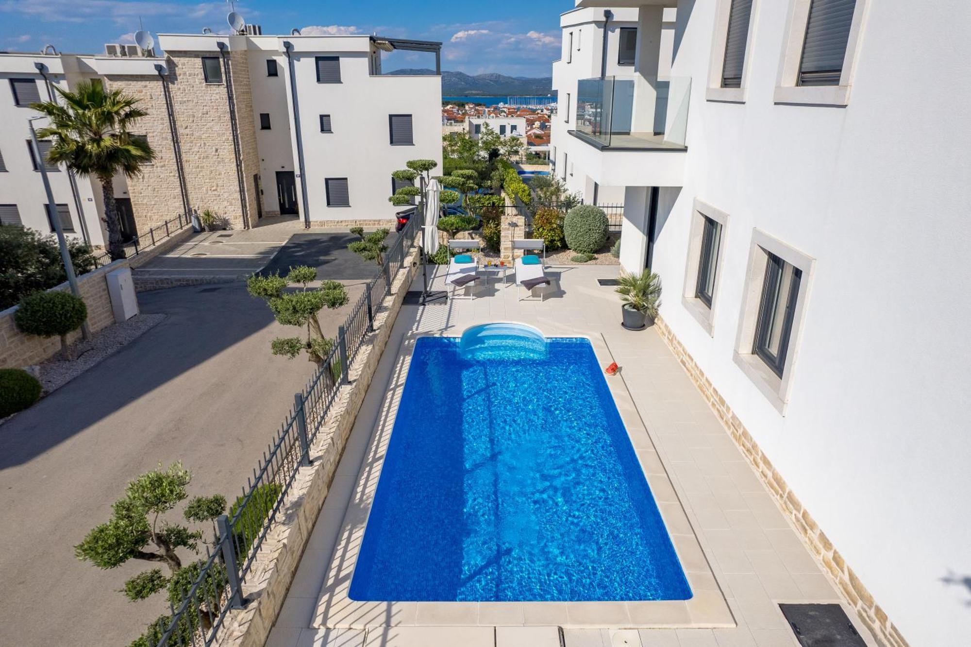 Luxury Apartment Hyperion With Private Pool And Garden Murter Exteriér fotografie