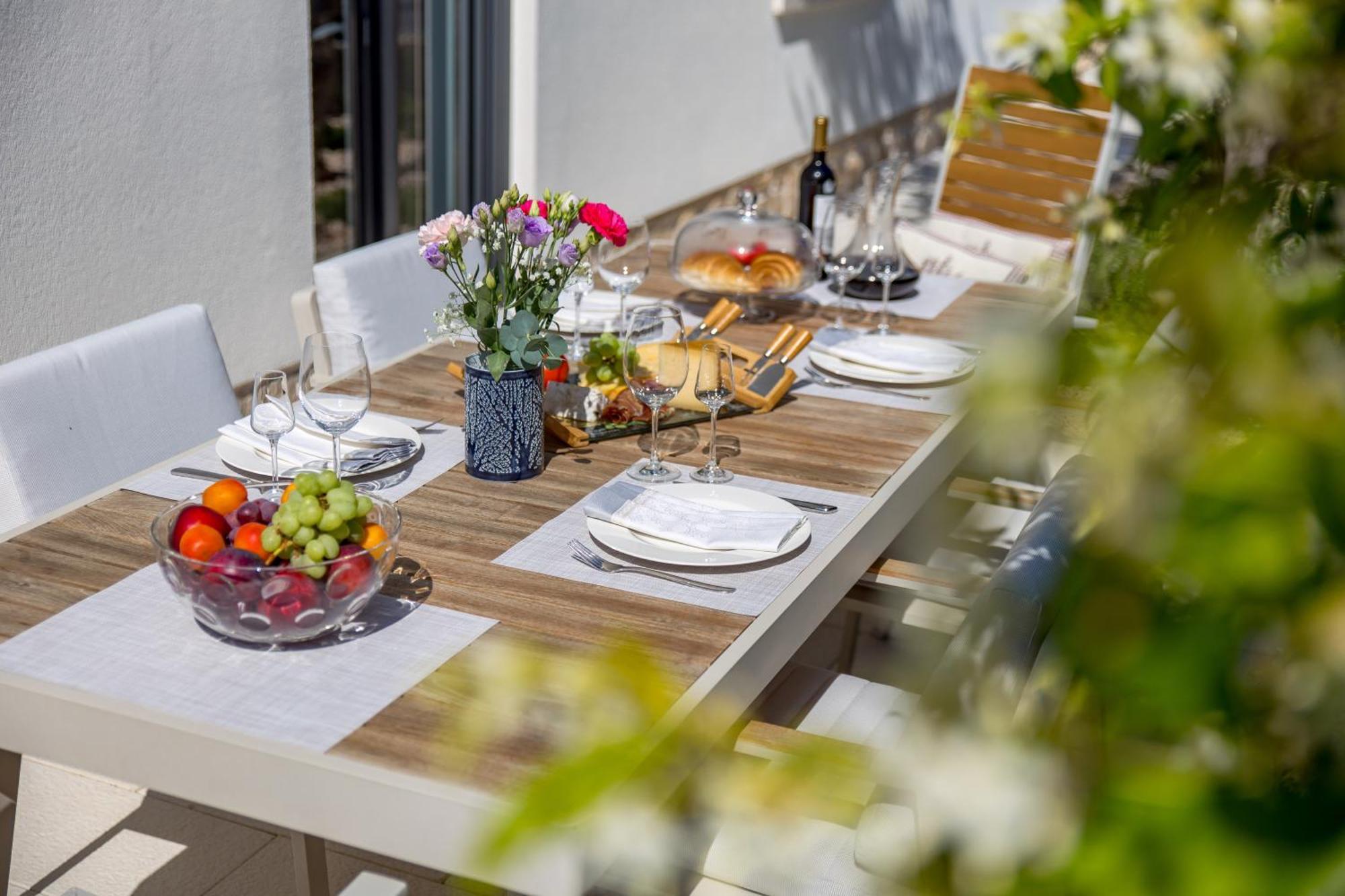 Luxury Apartment Hyperion With Private Pool And Garden Murter Exteriér fotografie