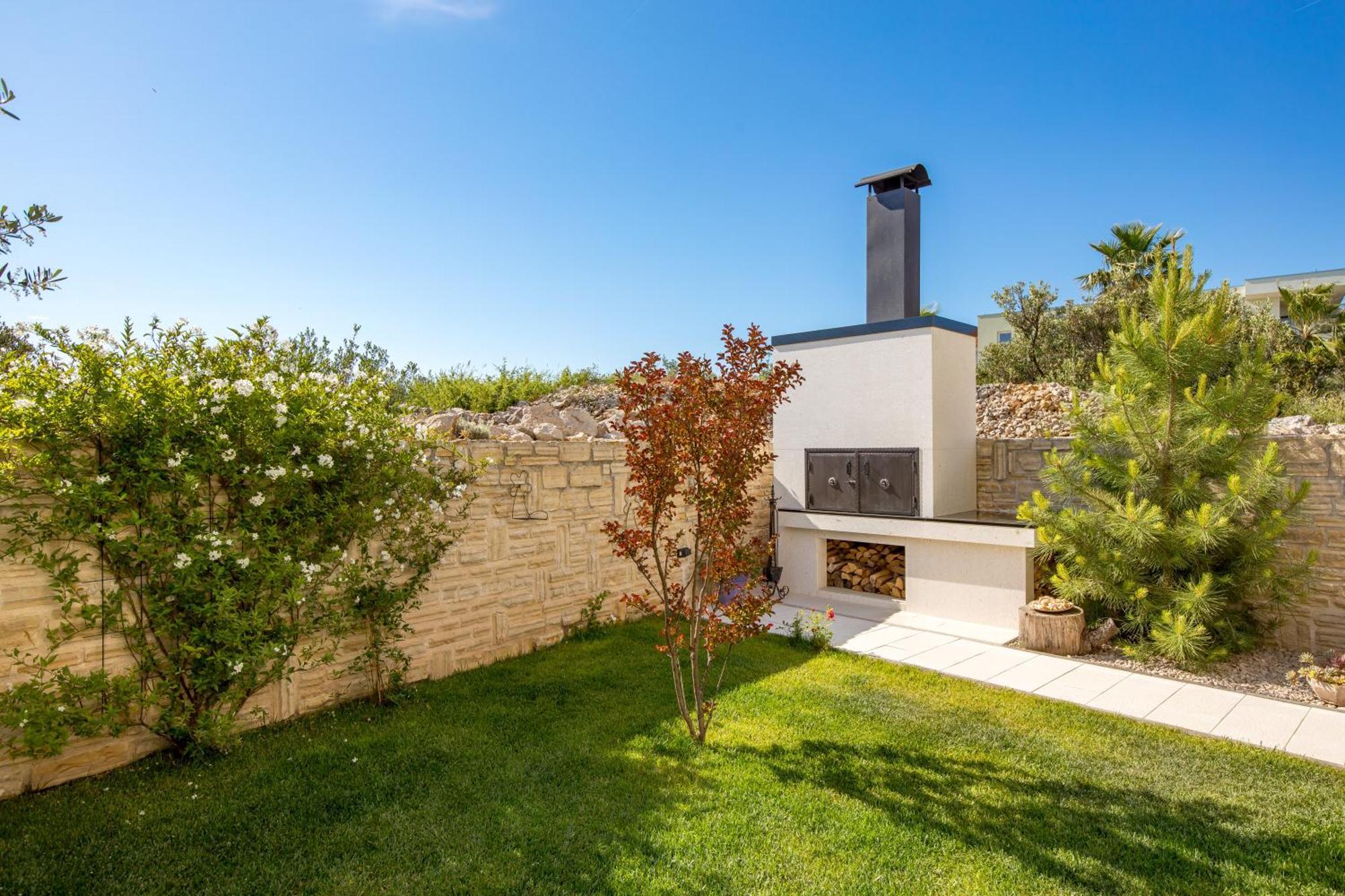 Luxury Apartment Hyperion With Private Pool And Garden Murter Exteriér fotografie