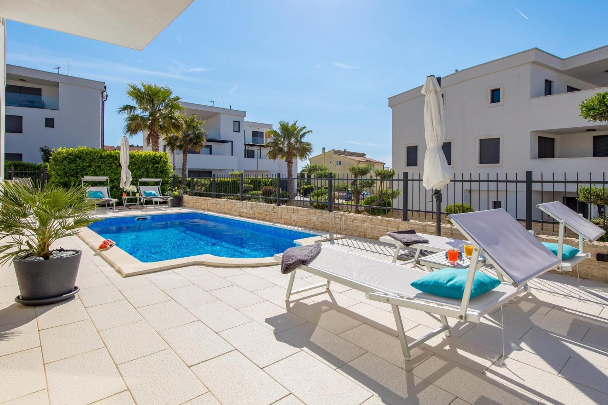 Luxury Apartment Hyperion With Private Pool And Garden Murter Exteriér fotografie