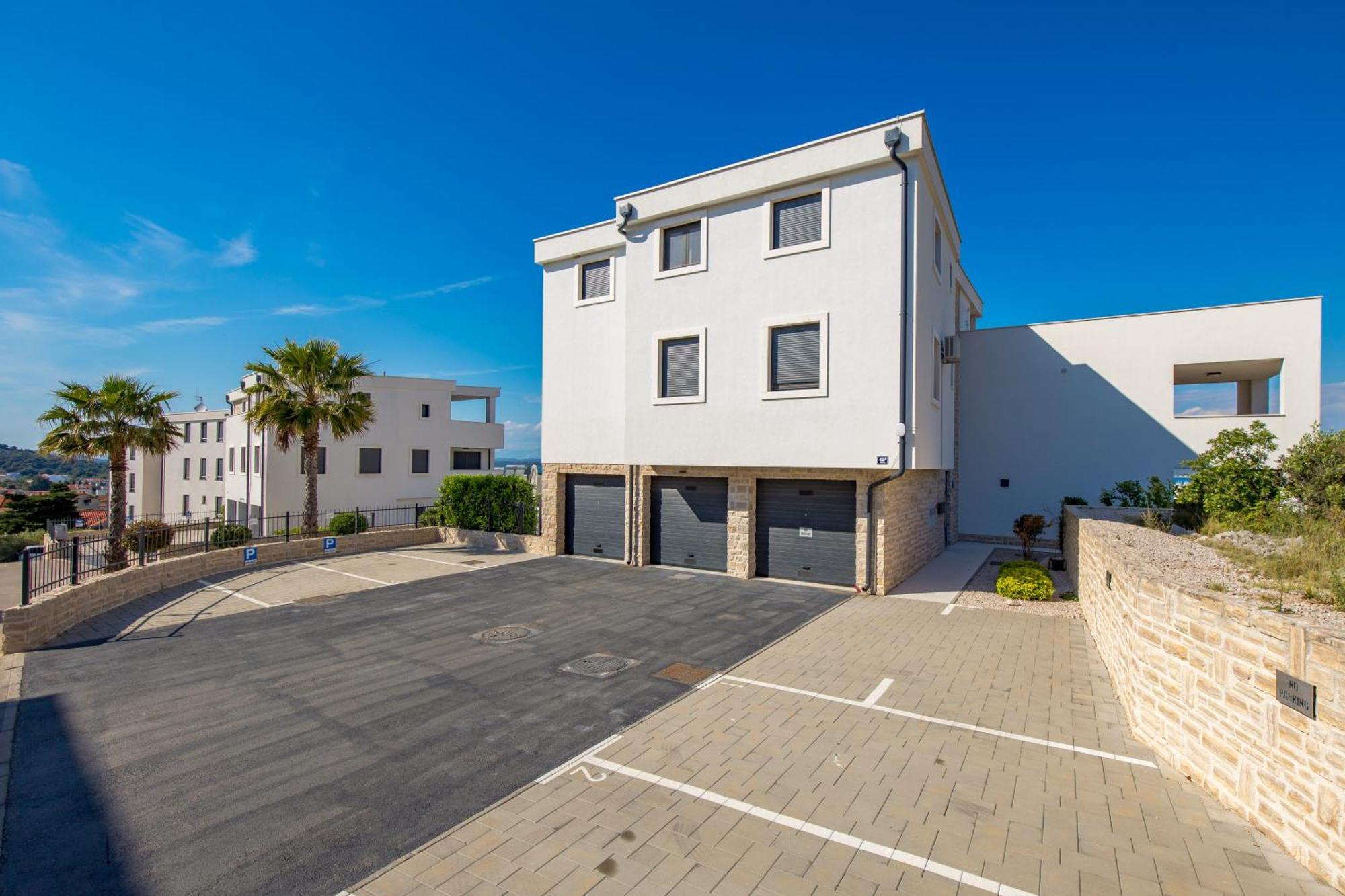 Luxury Apartment Hyperion With Private Pool And Garden Murter Exteriér fotografie